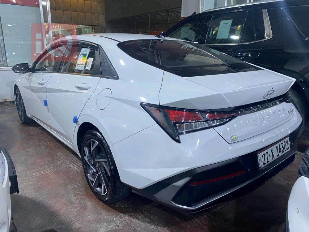 هيونداي النترا